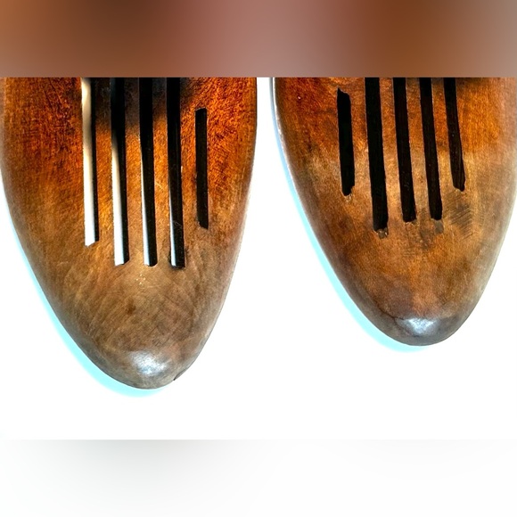 Vintage Wooden Men's Shoe Trees - Brown Shoe Stretcher Pair, Men’s Size 8 - Picture 6 of 7